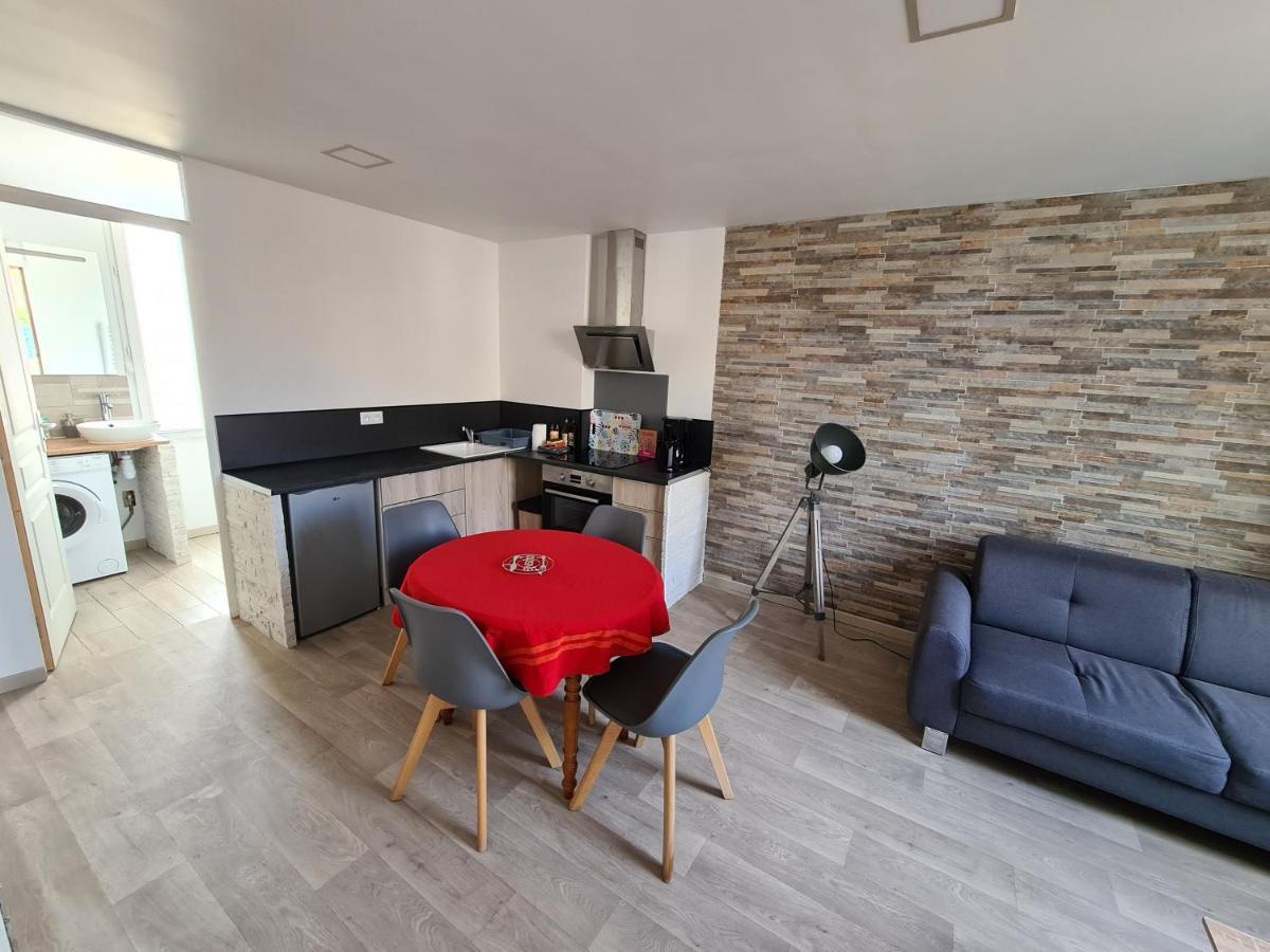 Appartement 60M2 Rdc Avec Jardin Saint-Génis Exterior foto